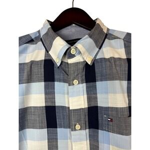 Tommy Hilfiger Men's Classic Fit Short Sleeve Plaid Button Down Shirt XL Blue